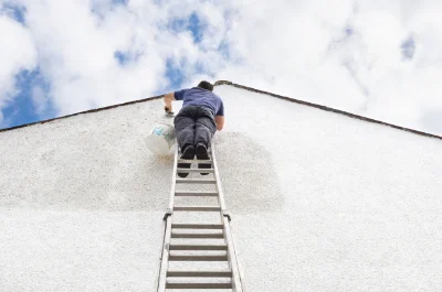 Peinture extérieure à Mons — façades et ravalement